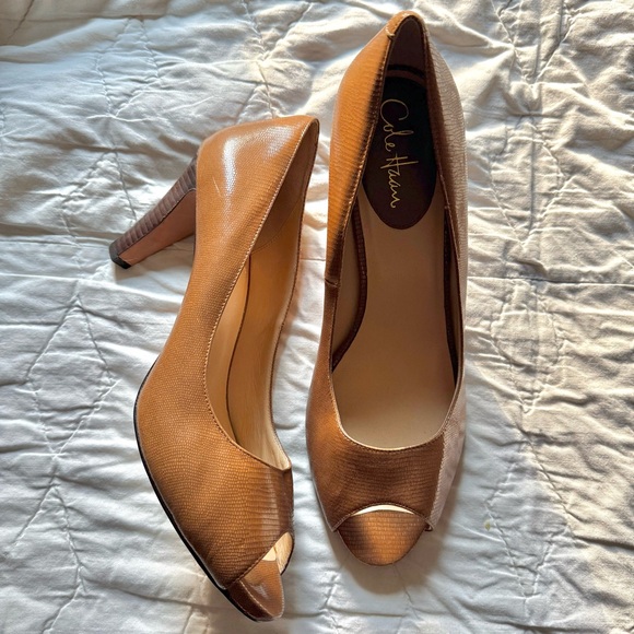 Cole Haan Shoes - Cole Haan Women’s Brown Orange Open Toe Snake Skin Heel Pumps